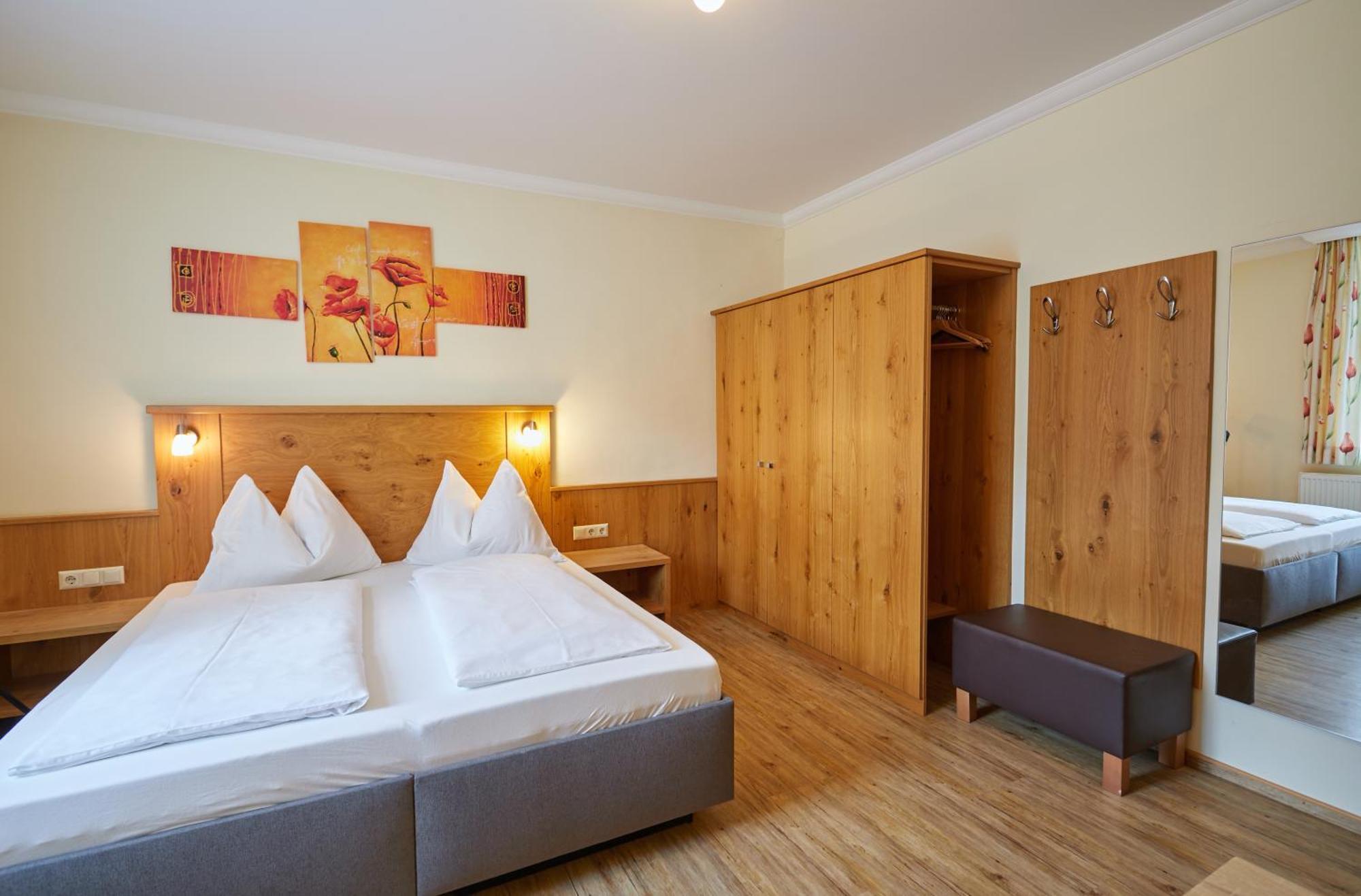 Hotel Gasthof Stenitzer Хаус-им-Энншталь Экстерьер фото